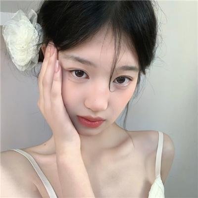 小雁与吴爱丽